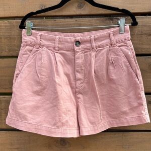 NWOT Free People chino shorts, pleated, zipper fly, 4 pocket design sz 6, Pink